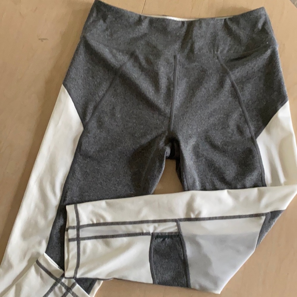 Zobha Color block highwaist and Leggings